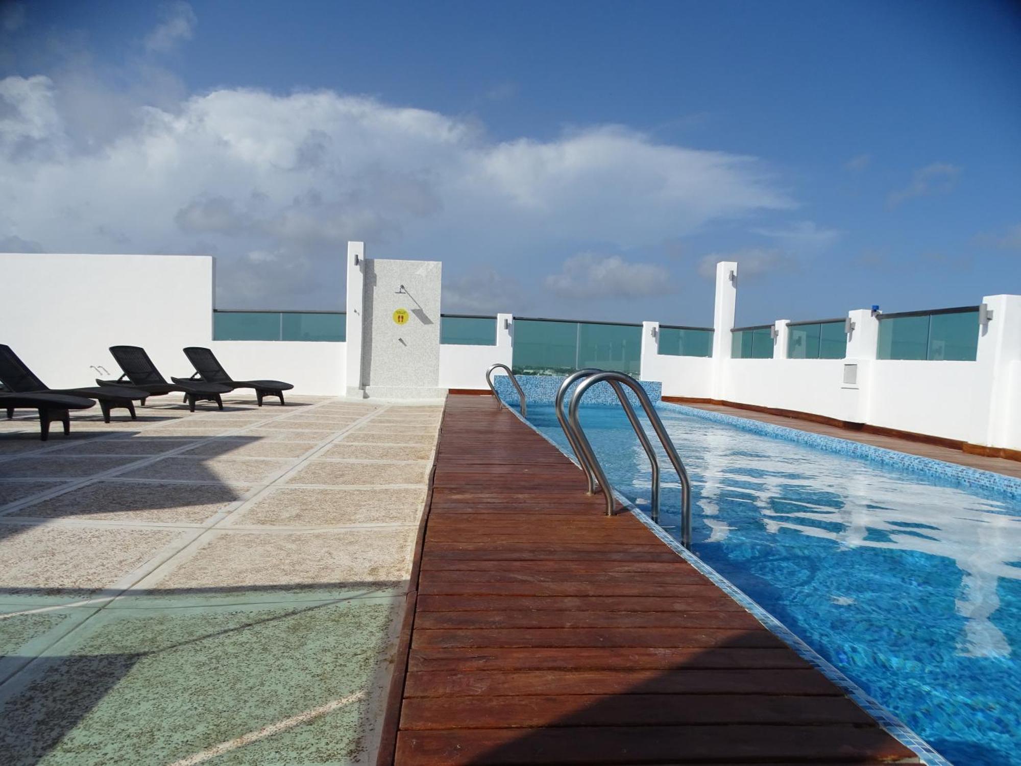 Hotel Kavia Plus Cancún Extérieur photo